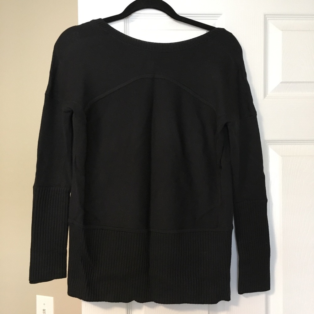 Lululemon sweater